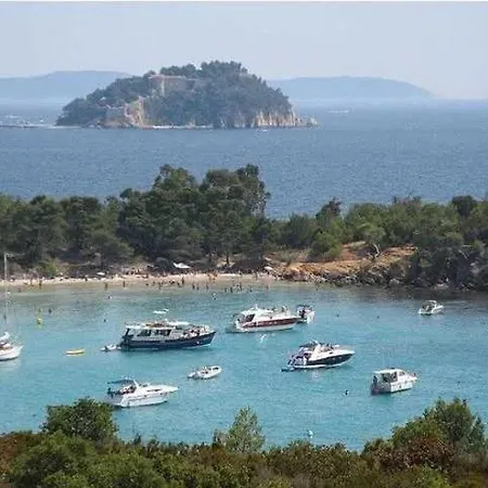 3 Etoiles - Piscine - Ccaffbe Camping *