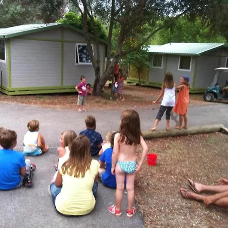 Zecamping 3 A 4km De La Piscine Chiens Acceptes Jacuzzi Campingplatz Bormes-les-Mimosas