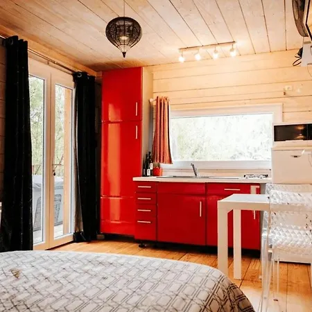 Zecamping 3 A 4km De La Piscine Chiens Acceptes Jacuzzi Campingplatz