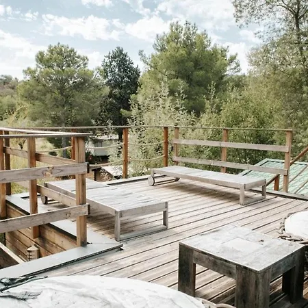 ZEcamping 3 étoiles à 4km de la plage piscine chiens acceptés jacuzzi 3* Bormes-les-Mimosas