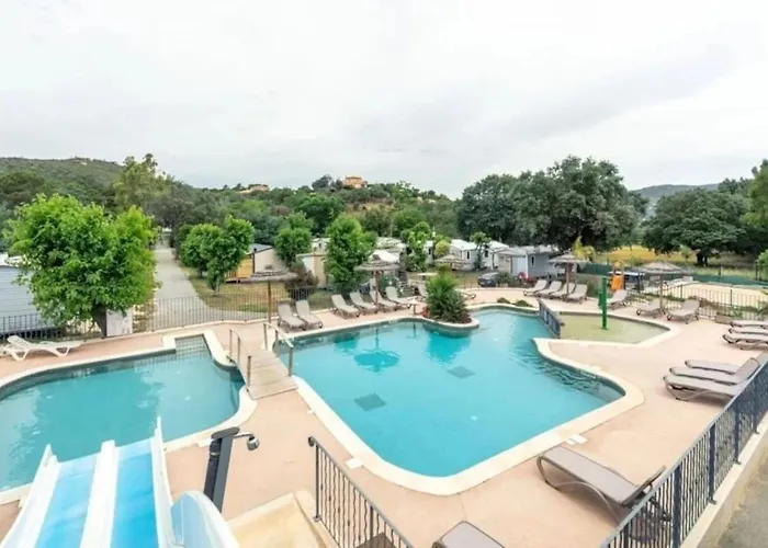 Zecamping 3 à 4km De La Piscine Chiens Acceptés Jacuzzi Camping